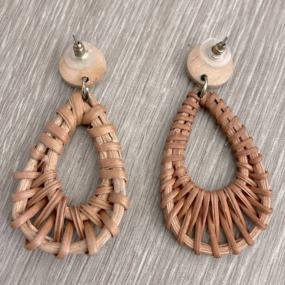 Bohemian Ratan Teardrop Earrings - Picture 2 of 2